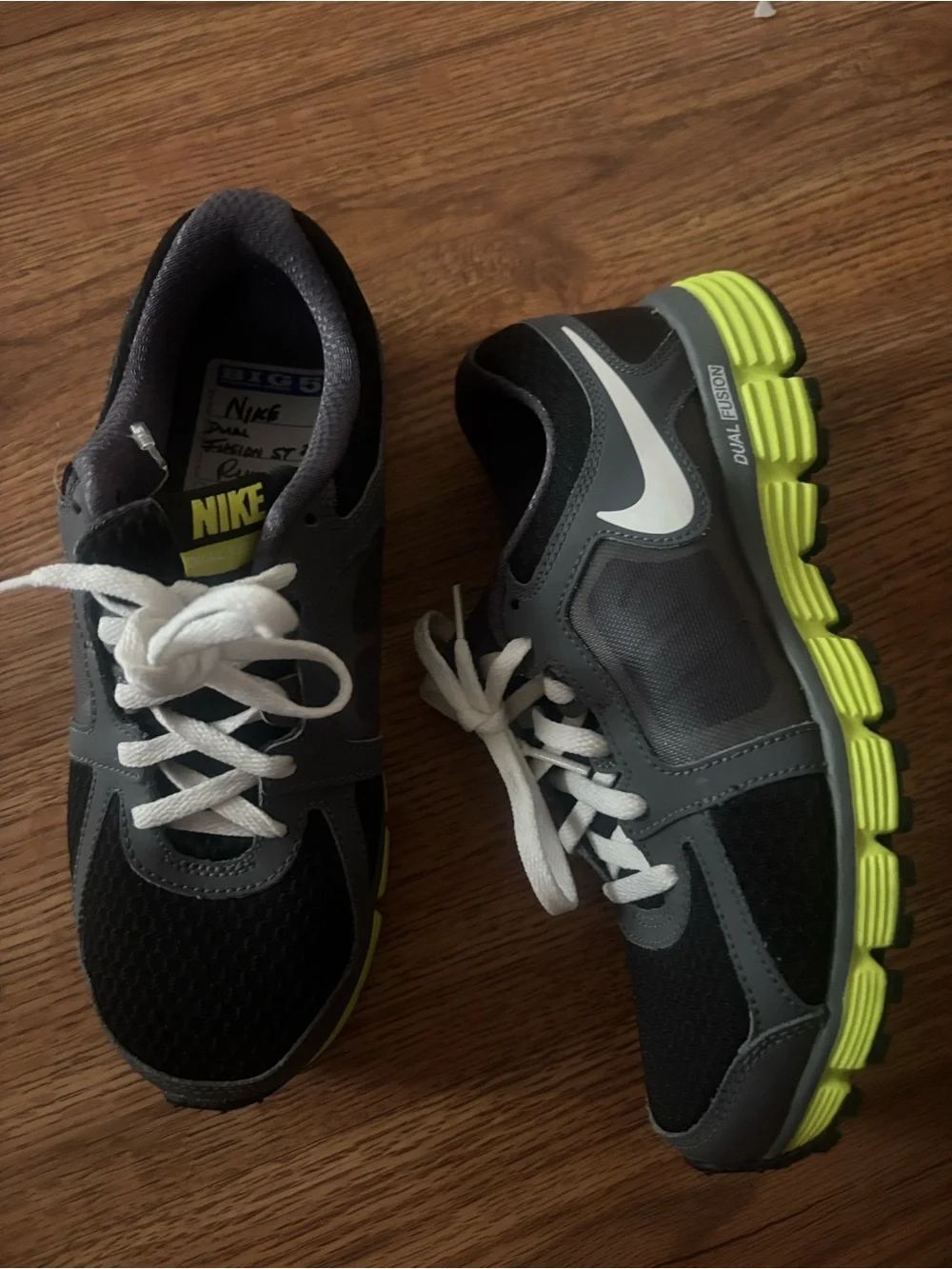 Nike Kids Black Gray White Neon Yellow Athletic Sneakers